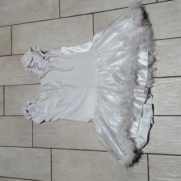 Rubie's Costume White Ballerina with Sparkly Fur-Trimmed Tulle Skirt - Picture 2 of 4